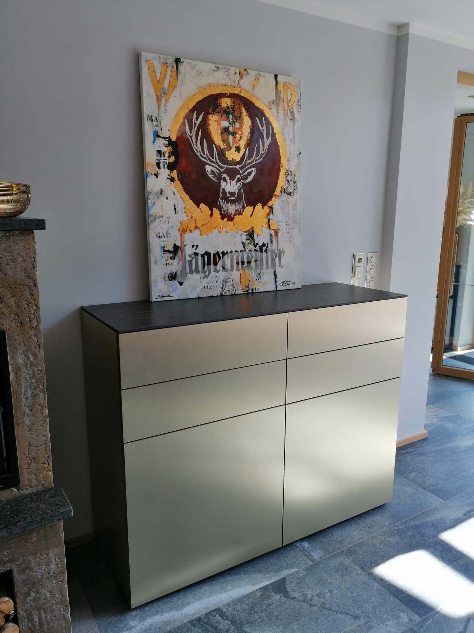 Sideboard mit Goldfinish und Nussbaum von Lauer-Seele